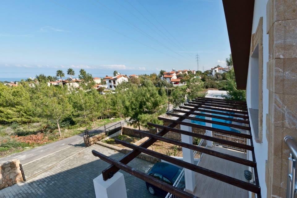 Ayhan Atom Vilları